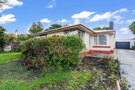 Photo of property in 38 Nichol Street, Heidelberg, Invercargill, 9812