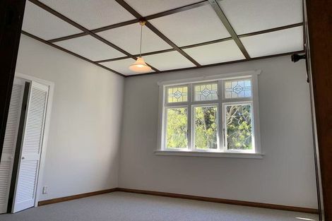Photo of property in 16 Tawa Terrace, Tawa, Wellington, 5028