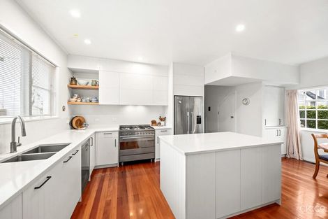 Photo of property in 17 Chilton Grove, Hutt Central, Lower Hutt, 5010