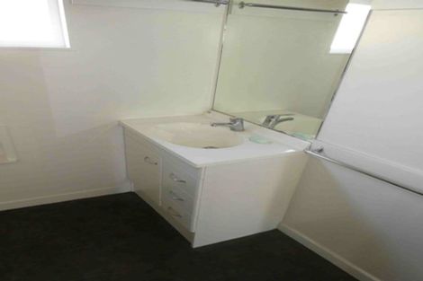 Photo of property in 59 Kaurilands Road, Titirangi, Auckland, 0604