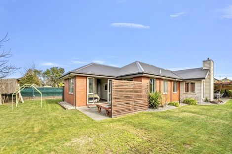 Photo of property in 15 Melville Crescent, Rolleston, 7614