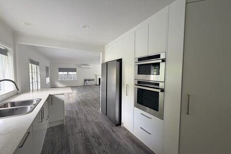 Photo of property in 30 Glencourt Place, Glenfield, Auckland, 0629