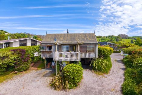 Photo of property in 10 Dorothy Drive, Acacia Bay, Taupo, 3330
