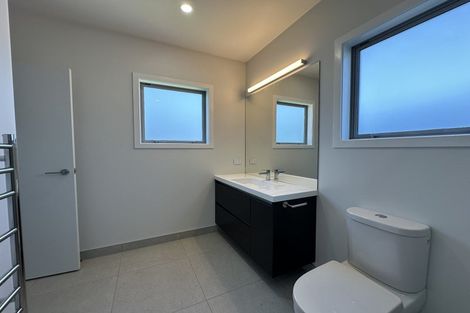 Photo of property in 6 George Yee Place, Taradale, 4112