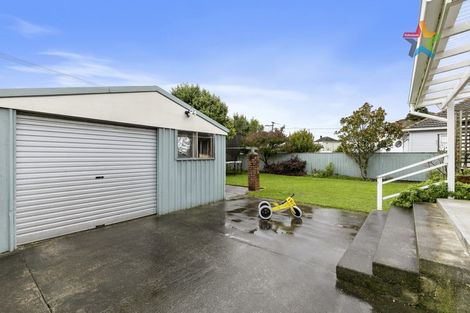 Photo of property in 71 Hewer Crescent, Naenae, Lower Hutt, 5011