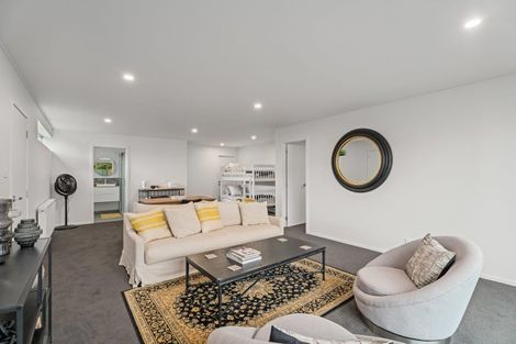 Photo of property in 15 Faulks Terrace, Wanaka, 9305