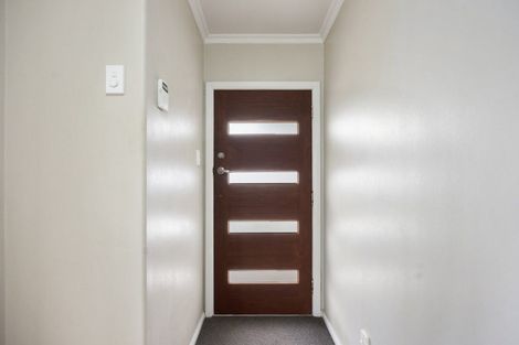 Photo of property in 2 Glasgow Street, Takaro, Palmerston North, 4412