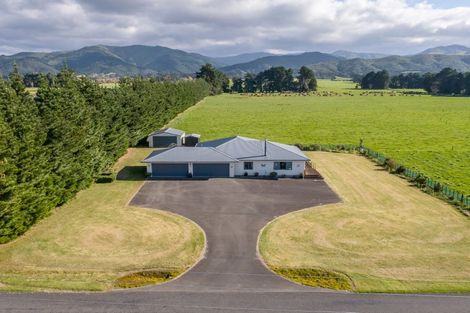 Photo of property in 62 Thomas Road, Carrington, Carterton, 5791