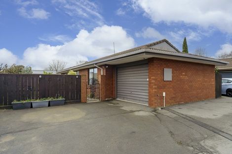 Photo of property in 25 La Perouse Place, Northcote, Christchurch, 8052