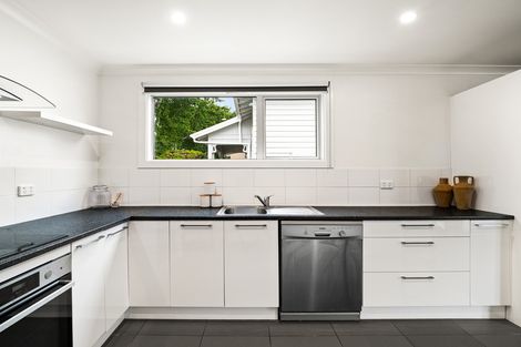 Photo of property in 272 Oxford Street, South Dunedin, Dunedin, 9012