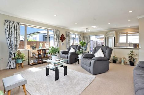 Photo of property in 21 Cox Street, Ashburton, 7700