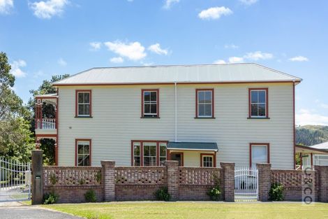 Photo of property in 14 Nelson Street, Helensville, 0800