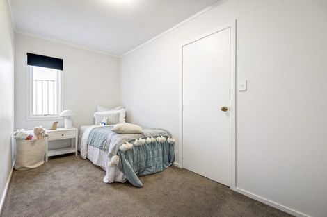 Photo of property in 2/5 Stanley Avenue, Milford, Auckland, 0620