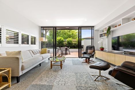 Photo of property in 137a Peterborough Street, Christchurch Central, Christchurch, 8013