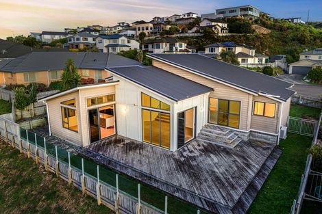 Photo of property in 26 Aspiring Terrace, Aotea, Porirua, 5024