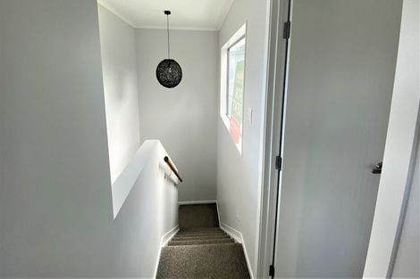 Photo of property in 11u3 Crosher Place, Silverdale, Hamilton, 3216