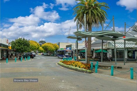 Photo of property in 55 Glencoe Road, Browns Bay, Auckland, 0630