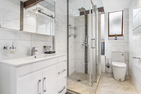 Photo of property in 18 Kohinoor Avenue, Mangere, Auckland, 2022