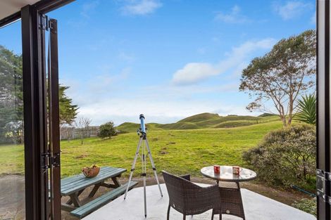 Photo of property in 44 Montgomery Road, Westmere, Whanganui, 4501