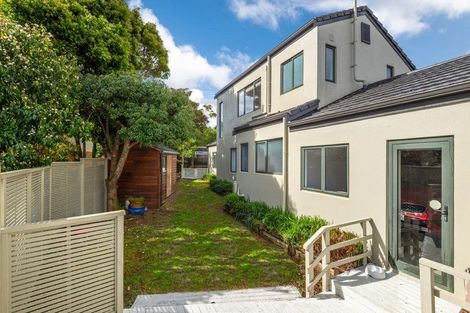 Photo of property in 2/8 Bundoran Way, Pinehill, Auckland, 0632