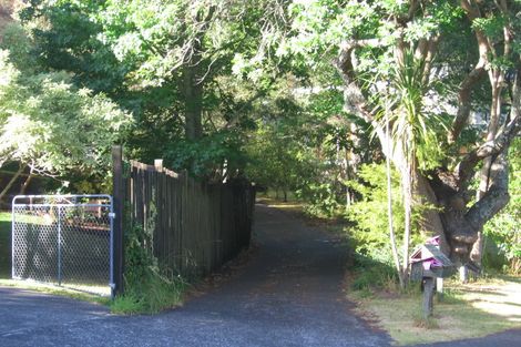 Photo of property in 8 Trelawny Place, Hillcrest, Auckland, 0627