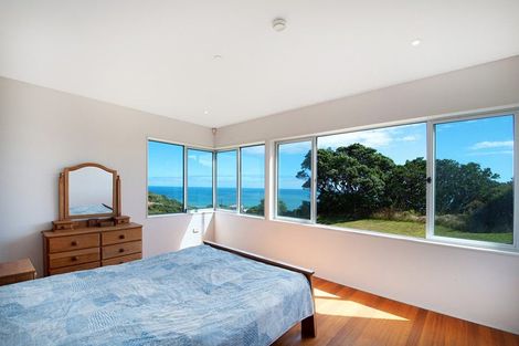 Photo of property in 449 Oaia Road, Muriwai, Waimauku, 0881