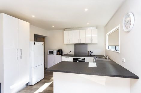 Photo of property in 4 Hillary Crescent, Upper Riccarton, Christchurch, 8041