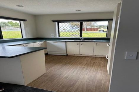 Photo of property in 23 Martin Road, Paraparaumu Beach, Paraparaumu, 5032