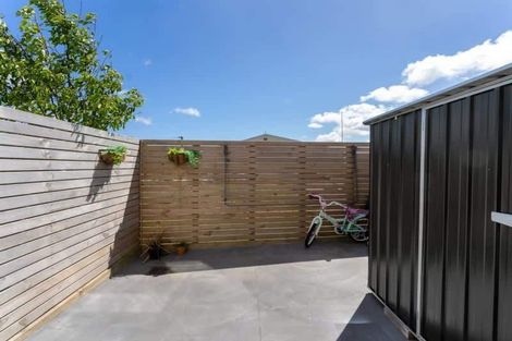 Photo of property in 19/9u Surrey Street, Tawa, Wellington, 5028