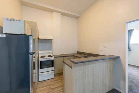 Photo of property in 2/27 Drummond Street, Mount Cook, Wellington, 6021