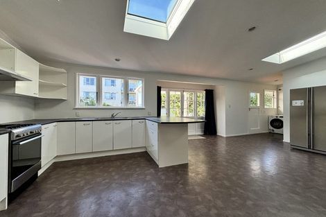 Photo of property in 31 Donald Mclean Street, Newtown, Wellington, 6021