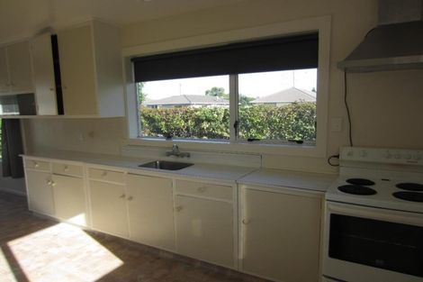 Photo of property in 15 Waitohi Street, Hornby, Christchurch, 8042