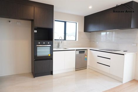 Photo of property in 13 Noia Way, Karaka, 2113