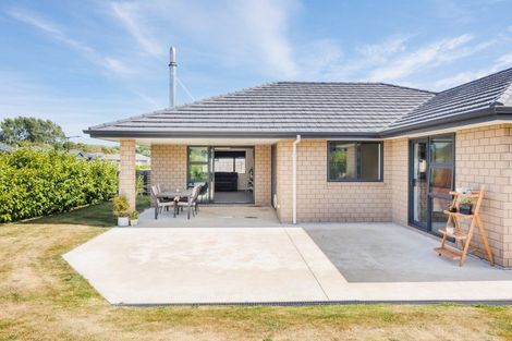 Photo of property in 2 Monarch Drive, Ashhurst, 4810