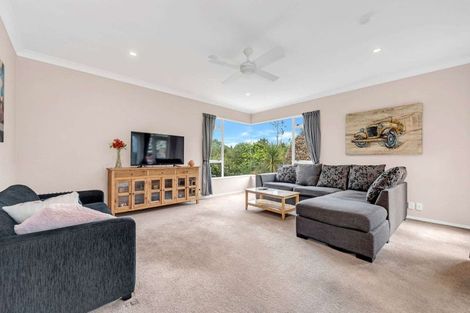 Photo of property in 56 Polo Prince Drive, Totara Park, Manurewa, 2576