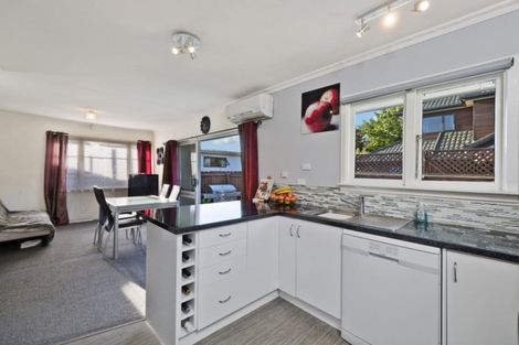 Photo of property in 6 Wentworth Street, Ilam, Christchurch, 8041
