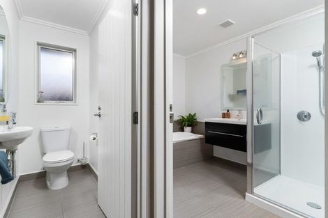 Photo of property in 12 Holbrook Way, Westmorland, Christchurch, 8025