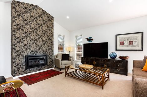Photo of property in 25 Phoenix Palms Grove, Levin, 5510