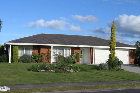 Photo of property in 20 Lakeside Drive, Orewa, 0931