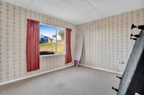 Photo of property in 28 Bayly Road, Moturoa, New Plymouth, 4310
