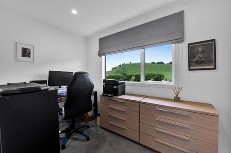 Photo of property in 7 Harkness Rice Way, Koru, New Plymouth, 4374