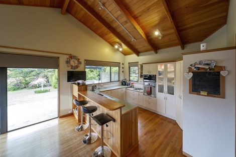 Photo of property in 50 Cressida Avenue, Stratford, 4332