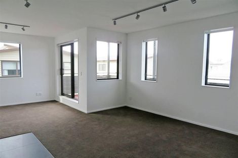 Photo of property in The Firemans Apartments, 109/321 Jackson Street, Petone, Lower Hutt, 5012