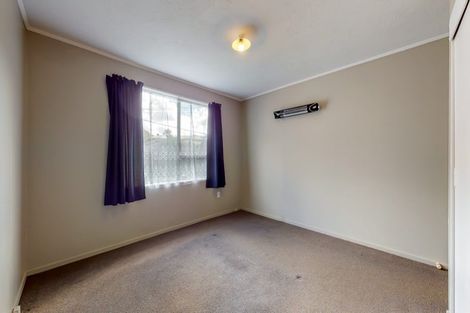 Photo of property in 1a Sunny Grove, Wainuiomata, Lower Hutt, 5014