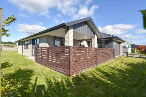 Photo of property in 1 Kohekohe Drive, Owhata, Rotorua, 3010