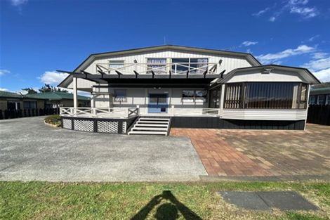 Photo of property in 41 Hall Street, Pukekohe, 2120