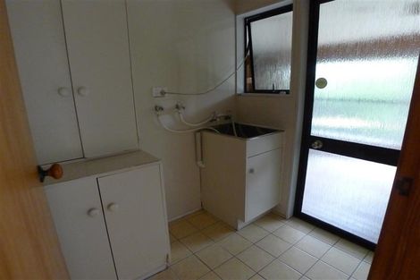 Photo of property in 33 Deanna Drive, West Harbour, Auckland, 0618