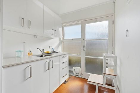 Photo of property in 6 Fratley Avenue, Farm Cove, Auckland, 2012