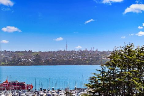 Photo of property in 14 Icarus Place, Half Moon Bay, Auckland, 2012