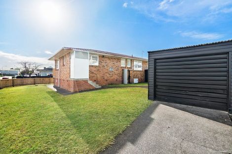 Photo of property in 1b Leeson Place, Mangere, Auckland, 2022